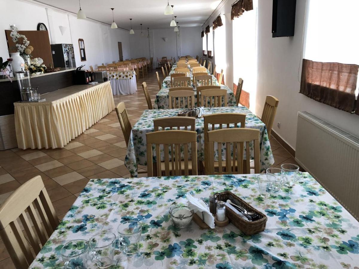 Tasarz Spa Osrodek Wczasowy Ревал Екстериор снимка